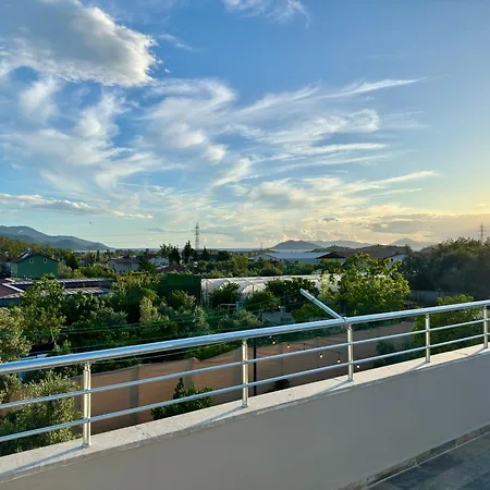 Villa Ultra Genis Bahceli Jakuzili Fethiye